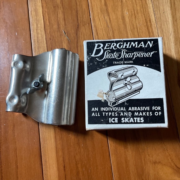Vintage Berghman Skate Sharpener In Original Box Maywood IL. - Picture 4 of 6